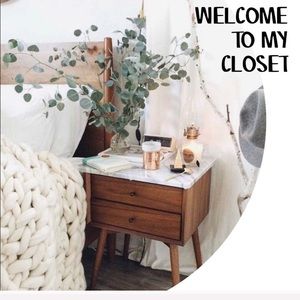 welcome to my closet!